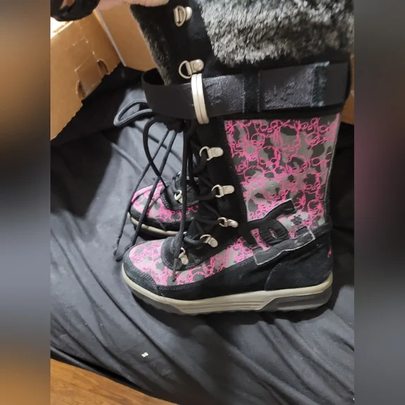 DC shoes size 7 - Picture 6 of 8